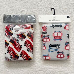 Gap Boys' Firetruck Pajama‎ Sets (5T - 1 Short Sleeve, 1 Long Sleeve)